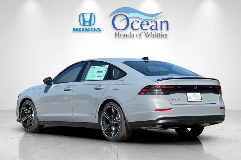 New 2026 Urban Gray Pearl Honda SE image 6