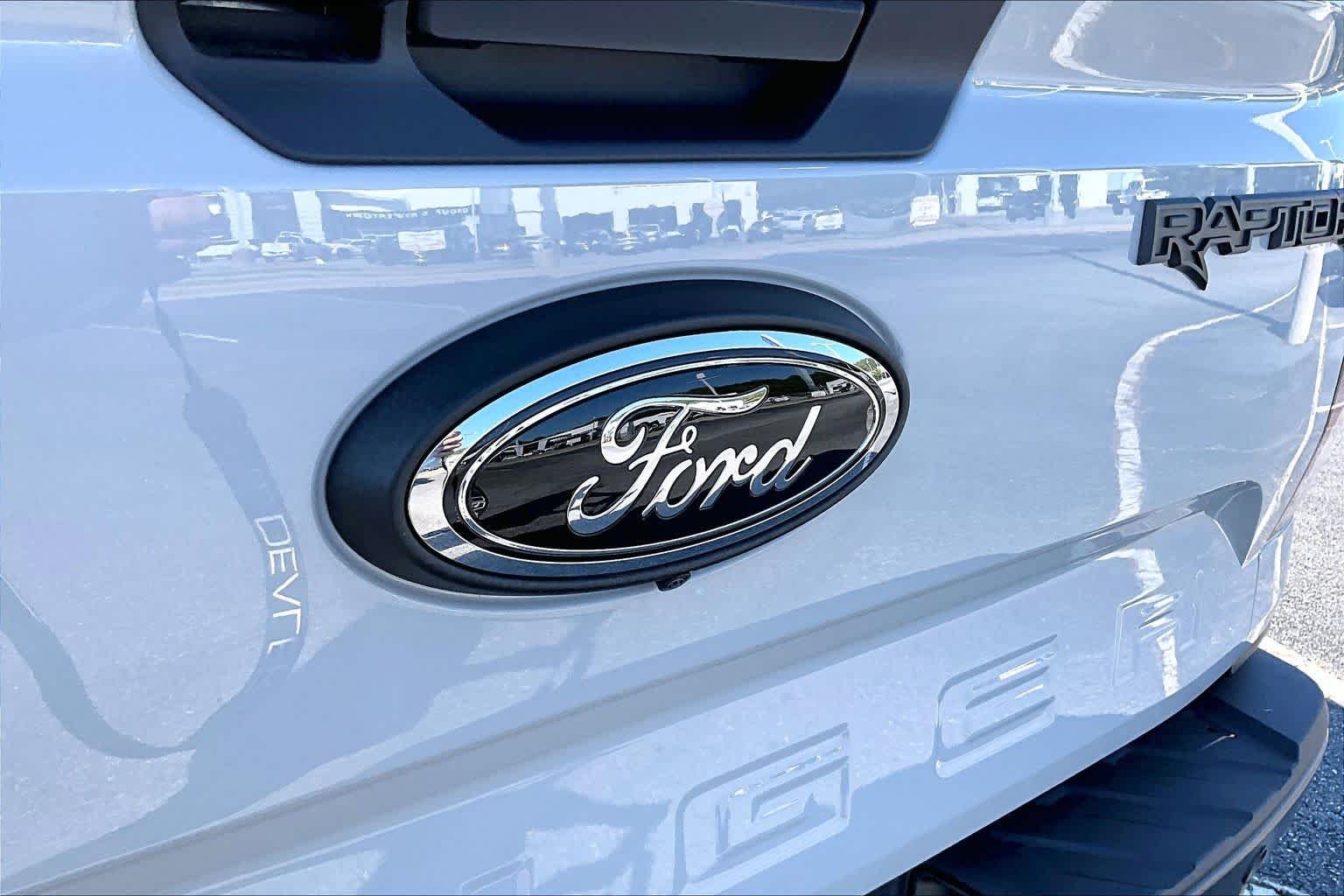 Used 2026 Avalanche Ford Raptor image 27