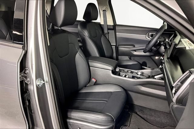 New 2026 Steel Gray Kia EX image 12