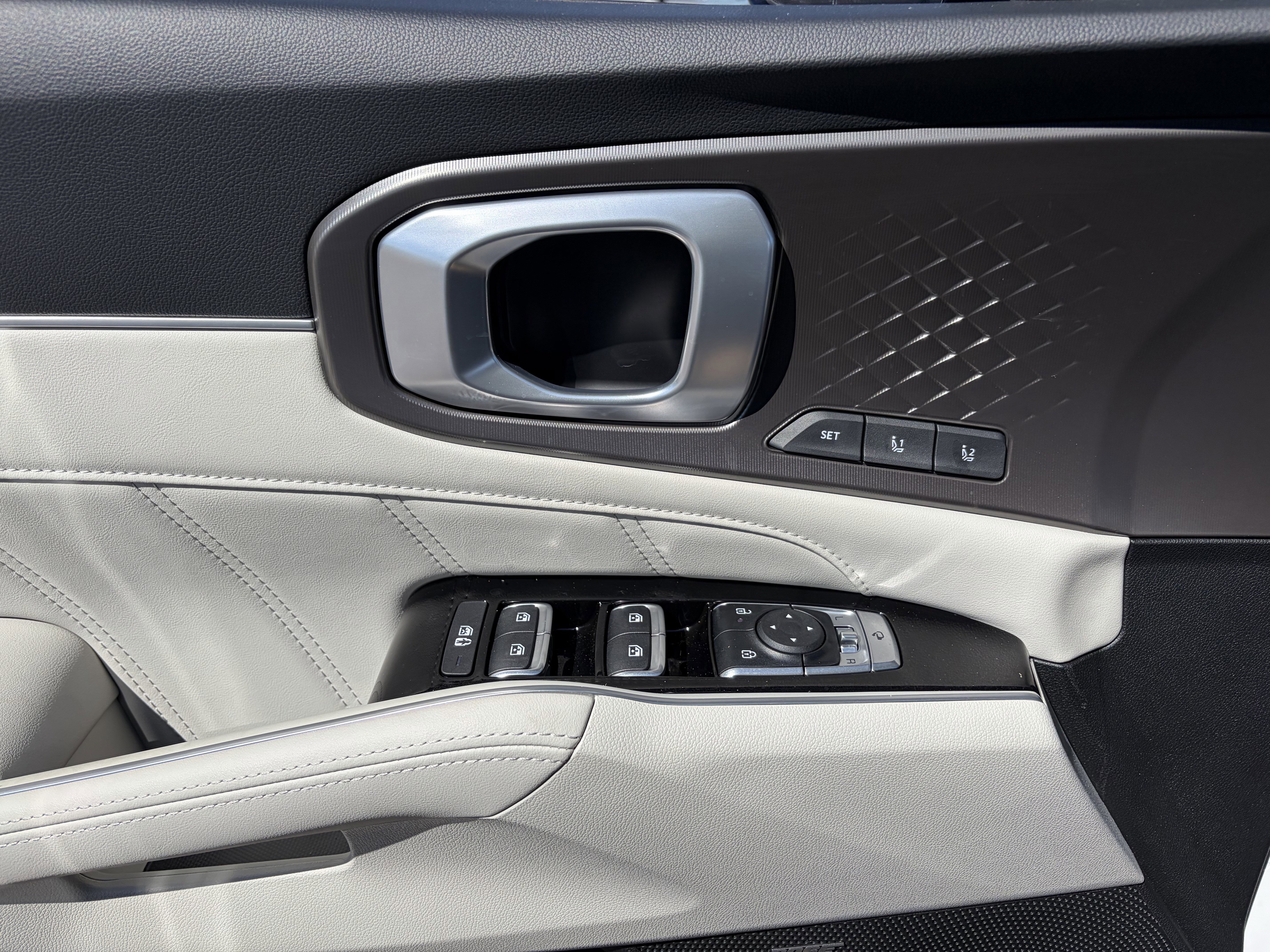 New 2026 Snow White Pearl Kia X-Line SX Prestige AWD image 20