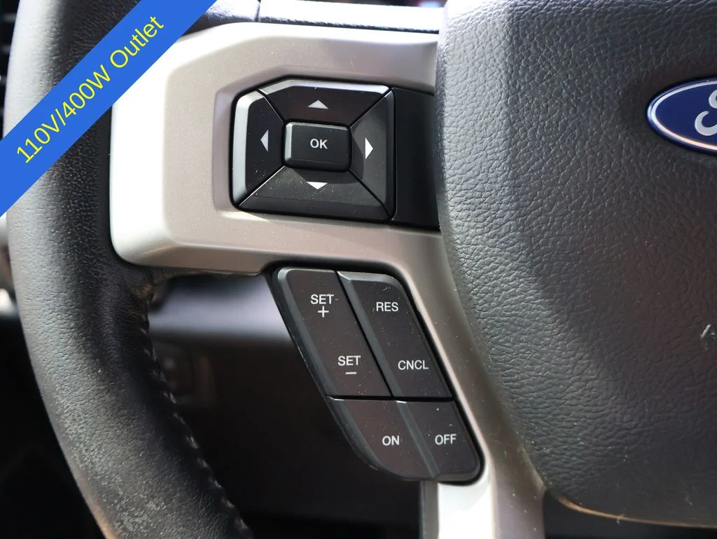Used 2018 Magnetic Ford Lariat image 27