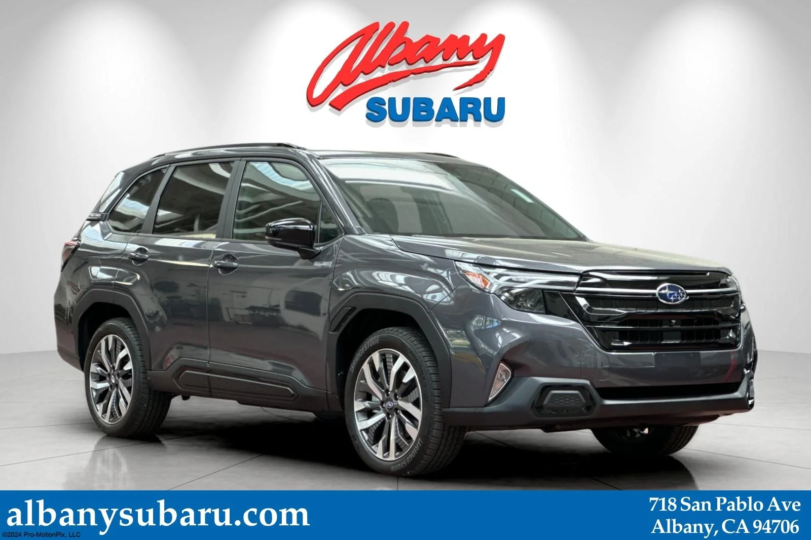 2026 Subaru Forester Touring Hybrid's photo