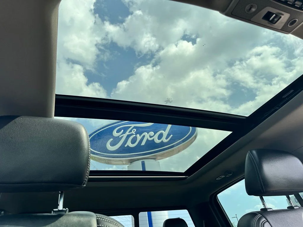 Used 2021 Black Ford Lariat image 21