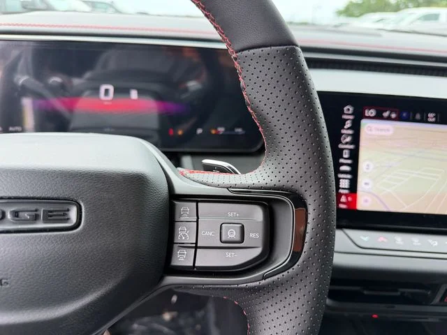 New 2026 Diamond Black Crystal Pearlcoat Dodge R/T Plus image 17