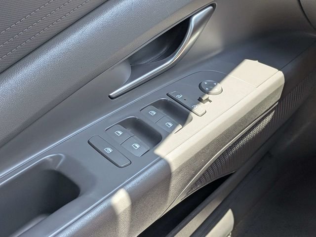 2024 Hyundai Elantra SEL - Photo 22