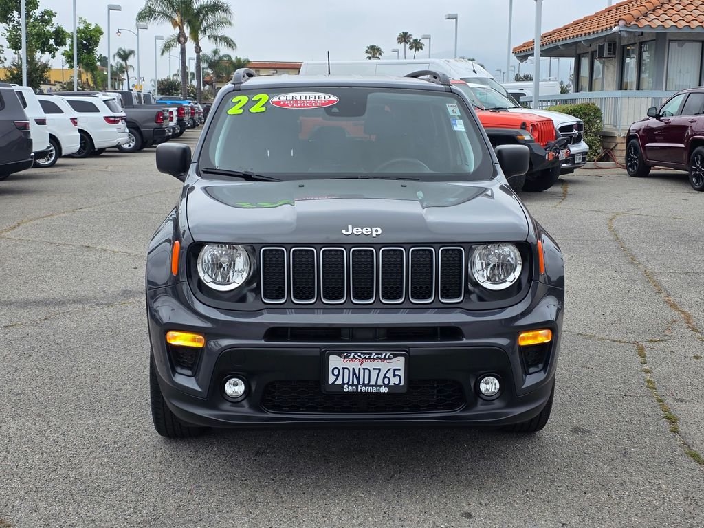 Certified Used 2022 Gray Jeep Latitude image 2