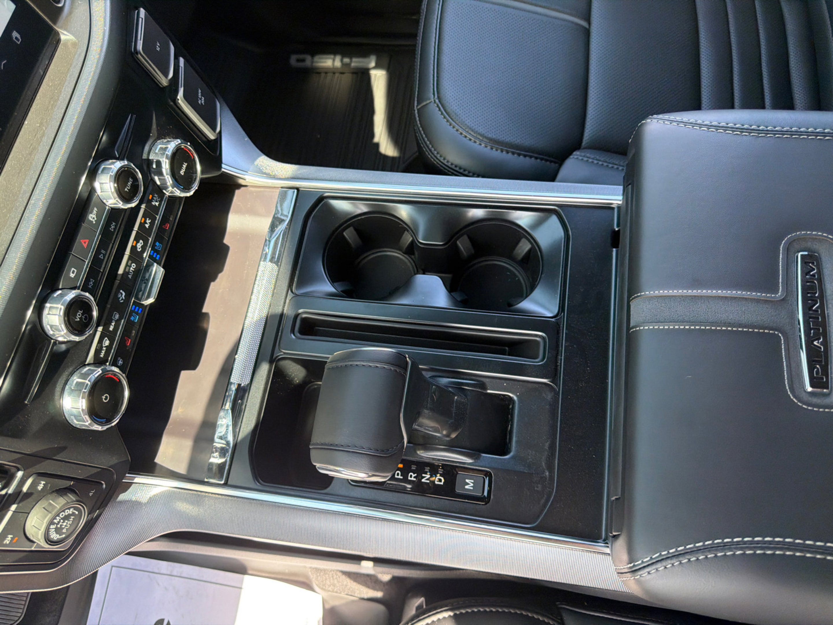 New 2026 Agate Black Metallic Ford Platinum® image 31