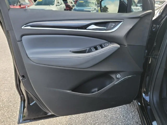 2024 Buick Enclave Essence - Photo 25