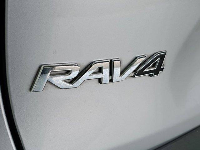 Certified Used 2023 SILVER SKY METALLIC Toyota  image 7