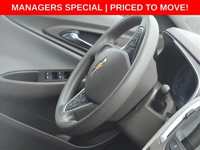 Used 2022 Gray Chevrolet LT image 29