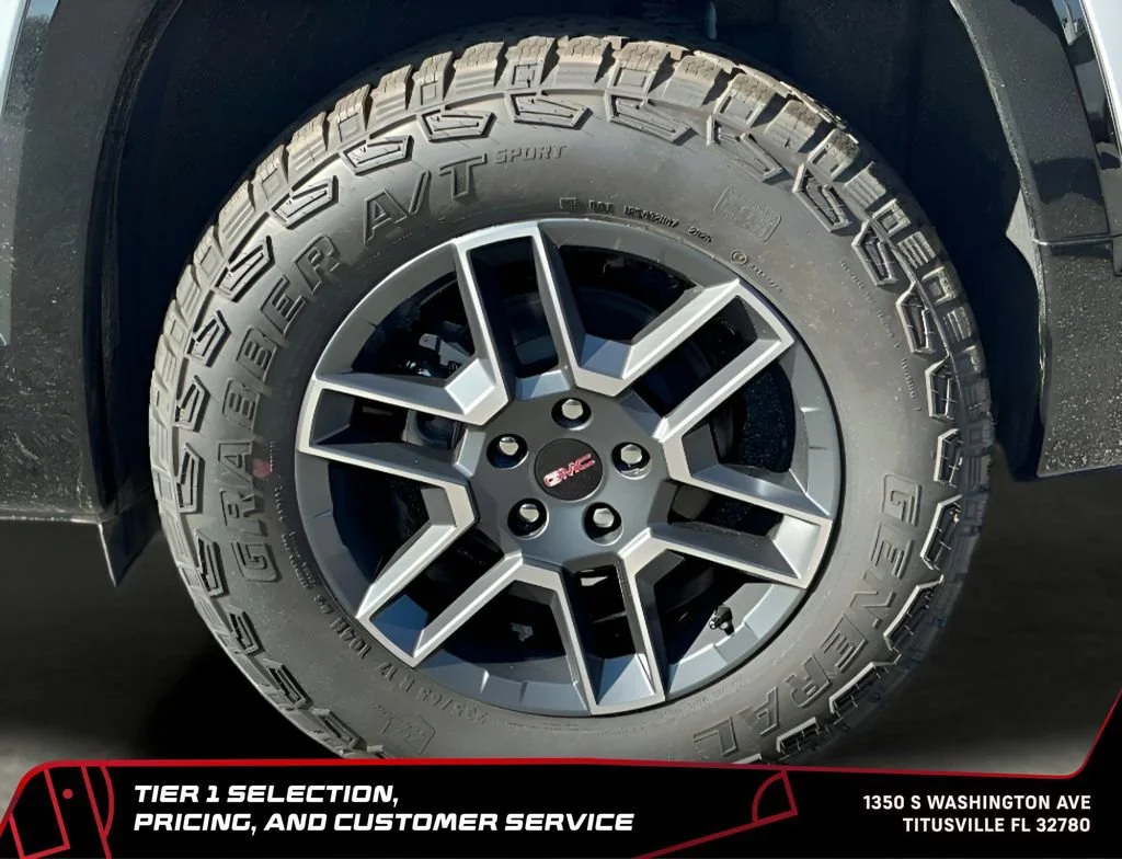 New 2026 Summit White GMC AT4 image 25