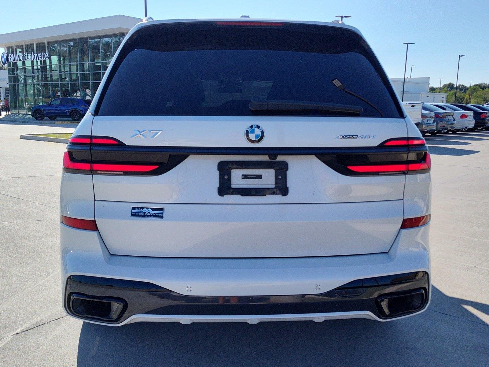Certified Used 2024 Mineral White Metallic BMW xDrive40i image 5