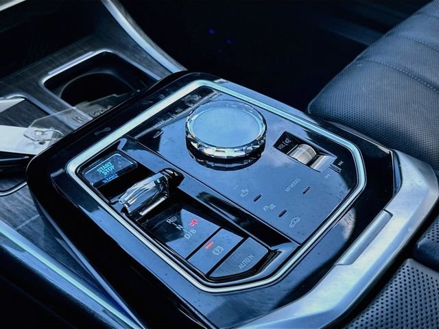 Certified Used 2024 Gray BMW xDrive60 image 17