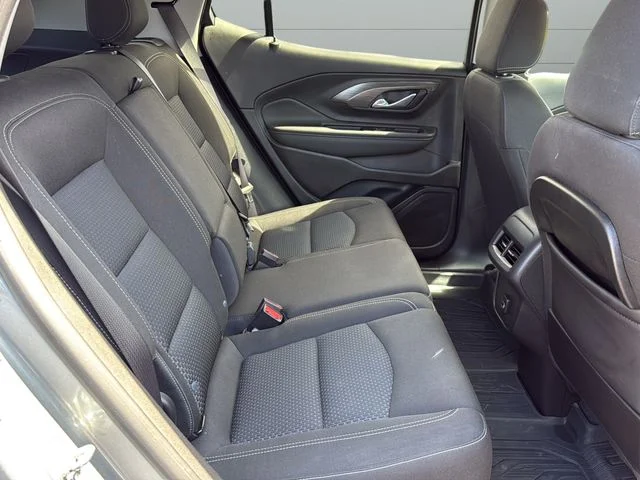 Used 2023 Silver GMC SLE image 10