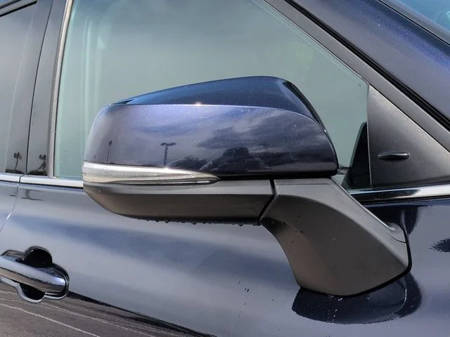 Used 2022  Toyota XLE image 12