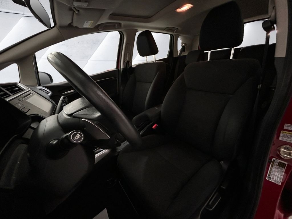 Used 2016  Honda EX image 8