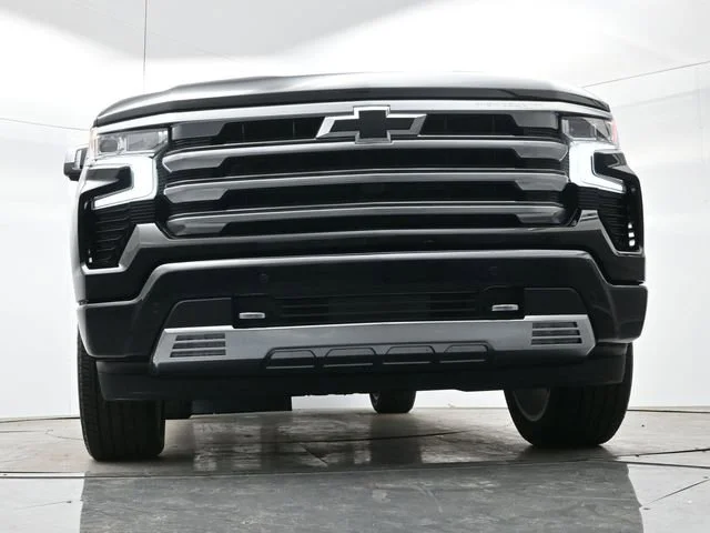 Used 2026 Black Chevrolet High Country image 27