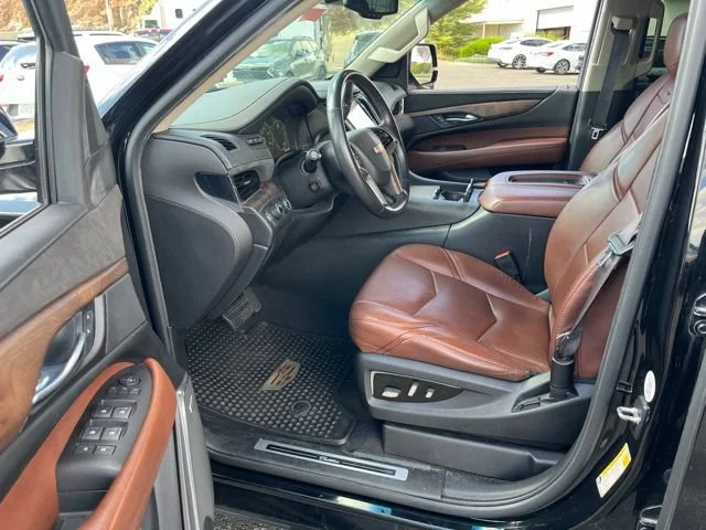 Used 2015 Black Raven Cadillac Premium image 18