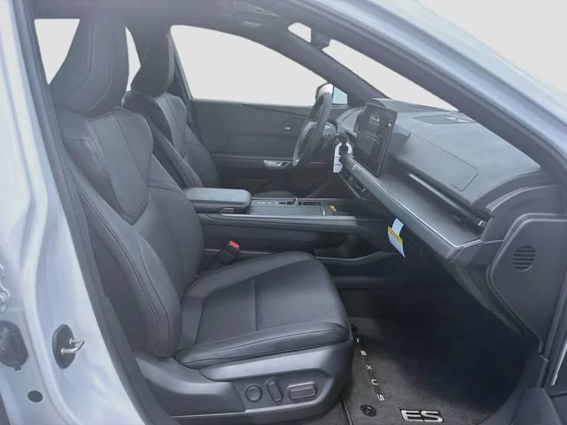 New 2026 Ultra White Lexus PREMIUM PLUS image 14