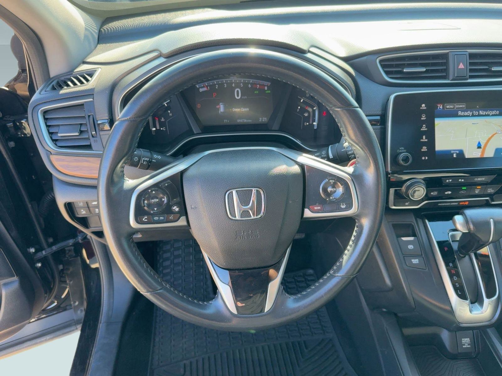 2019 Honda CR-V Touring photo 3