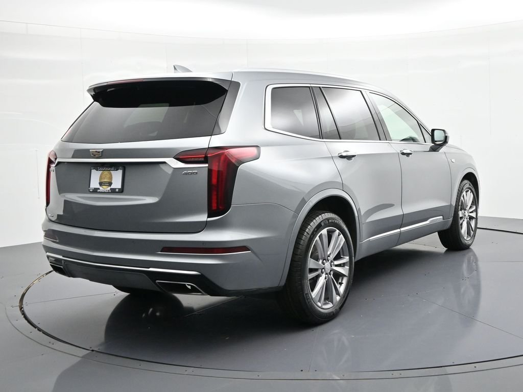 Used 2023 Silver Cadillac Premium Luxury image 5
