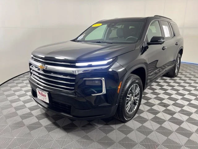 Used 2024 Black Chevrolet LT image 3