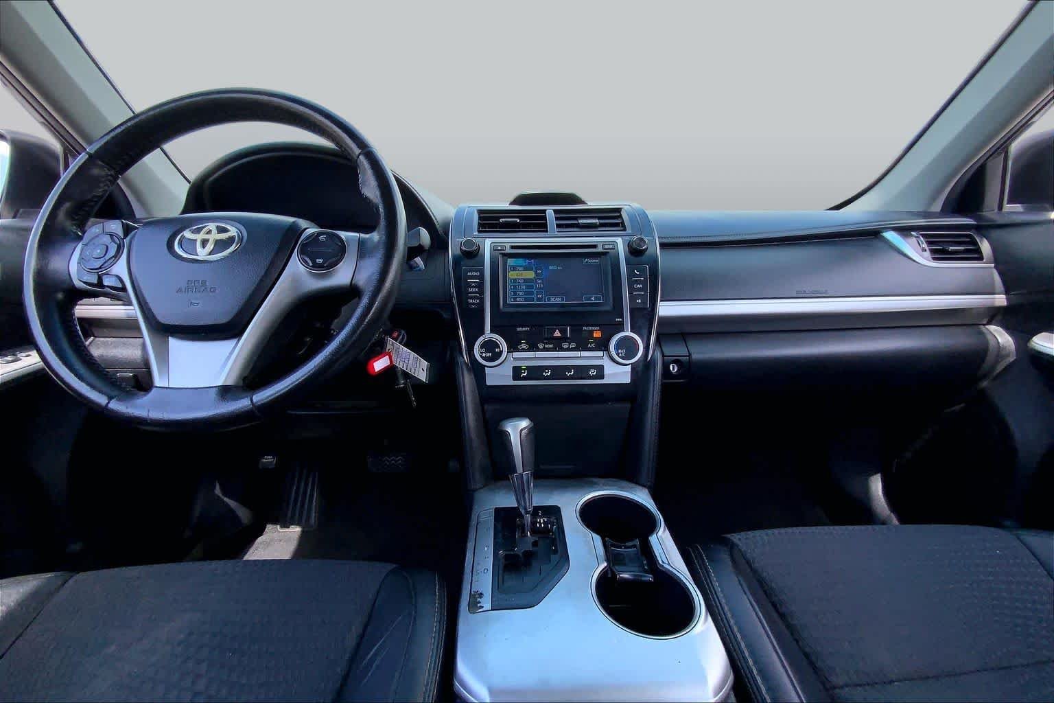 Used 2013 Magnetic Gray Metallic Toyota SE image 14