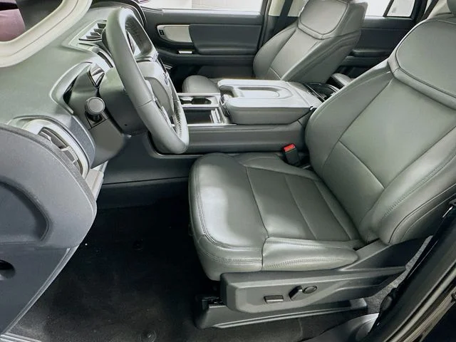 New 2026 Ford Expedition Active