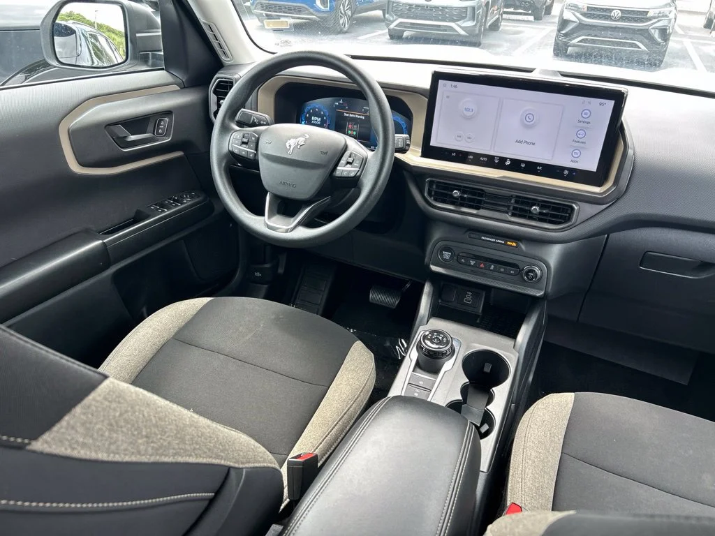 Certified Used 2025 Oxford White Ford Big Bend image 10