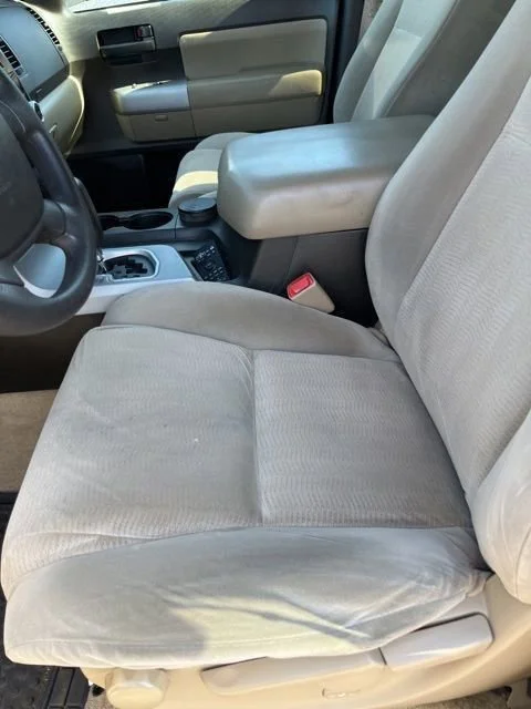 Used 2008 Beige Toyota SR5 image 12