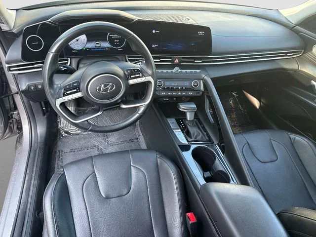 Used 2022 Silver Hyundai Limited image 17