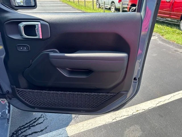 New 2026 Anvil Clearcoat Jeep Sport S image 9