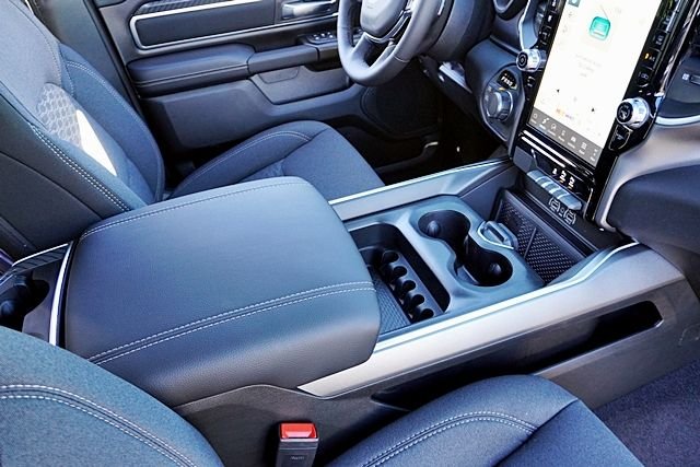 New 2026 Bright White Clear-Coat Exterior Paint RAM Big Horn Night Edition image 16