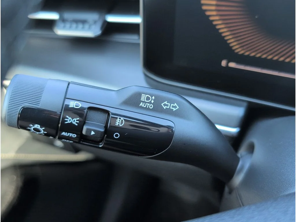 New 2026 Wolf Gray Kia GT-Line FWD image 25