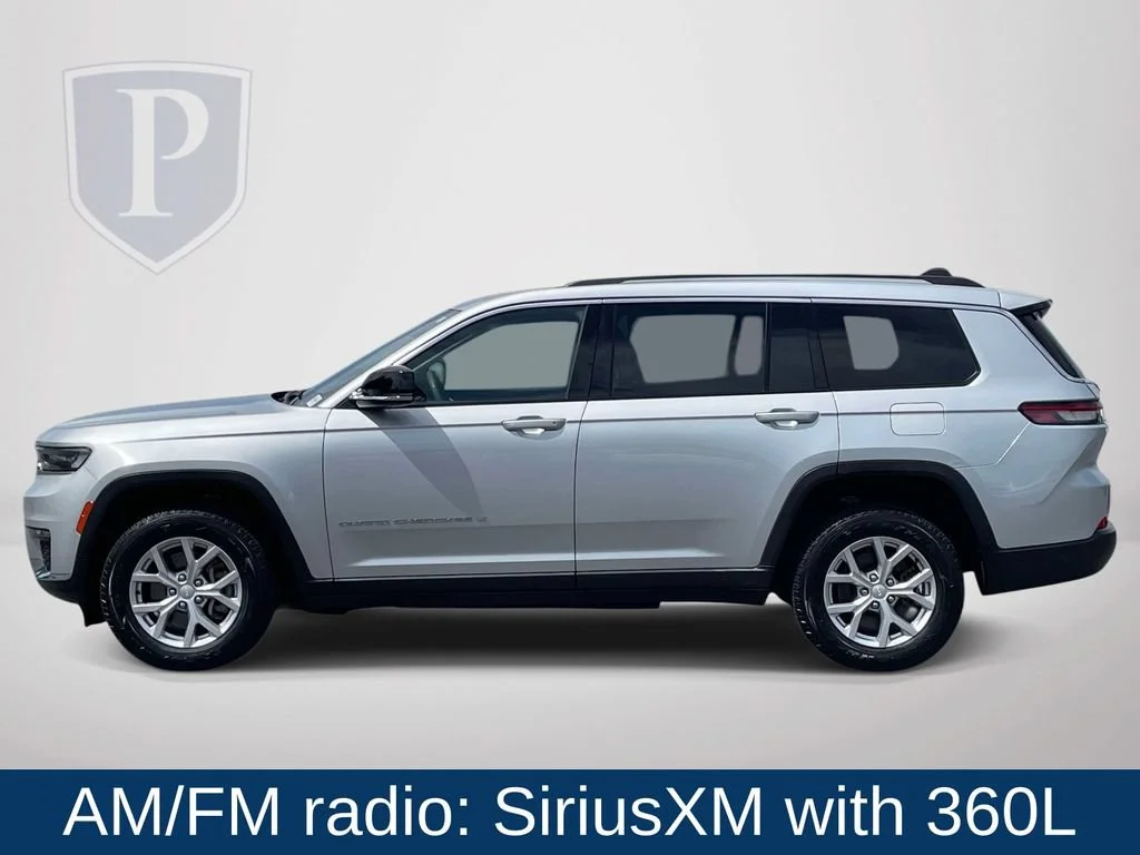 Used 2023 Silver Jeep Limited 4x4 image 5