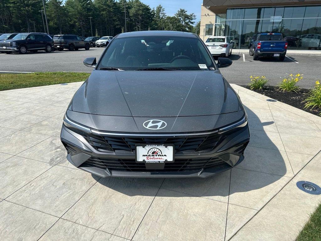 New 2026 Gray Hyundai SEL Sport Premium image 2