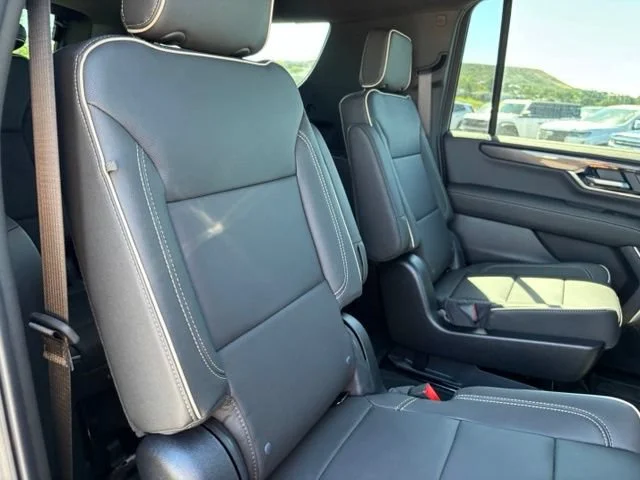New 2026 Onyx Black GMC Elevation image 22