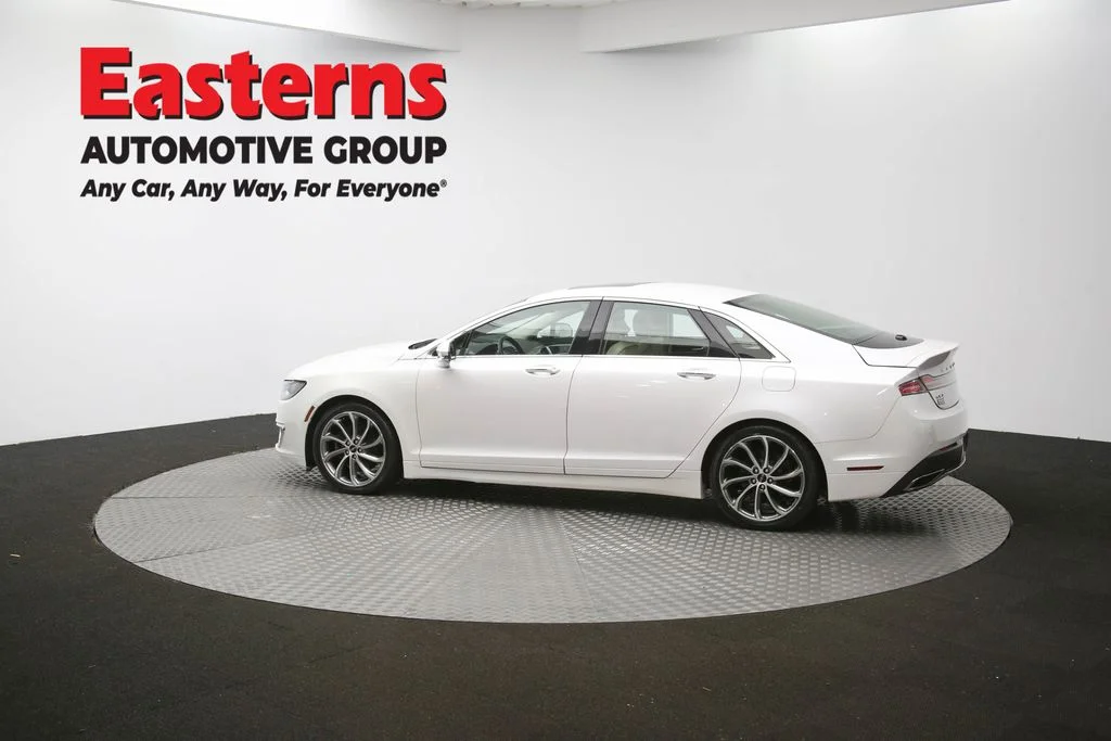 Used 2019 White Lincoln Reserve image 63