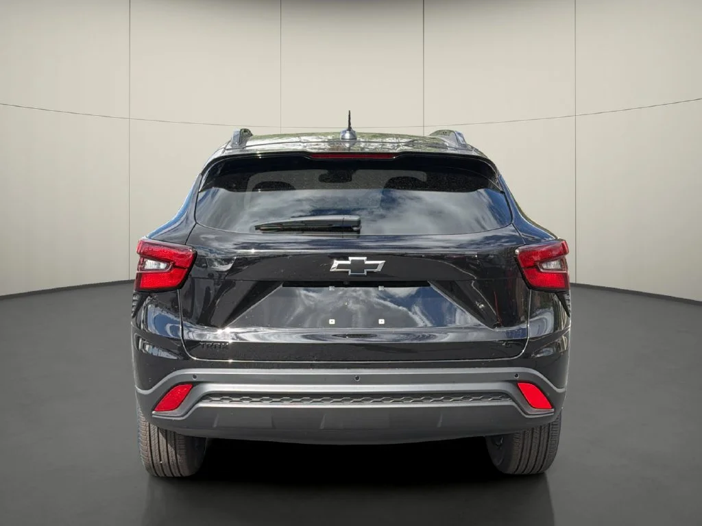 New 2026 Mosaic Black Metallic Chevrolet LT image 6