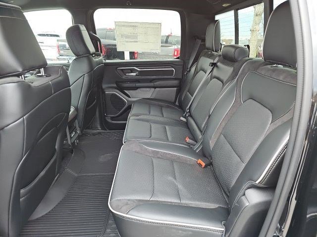 2026 RAM 1500 Laramie - Photo 17