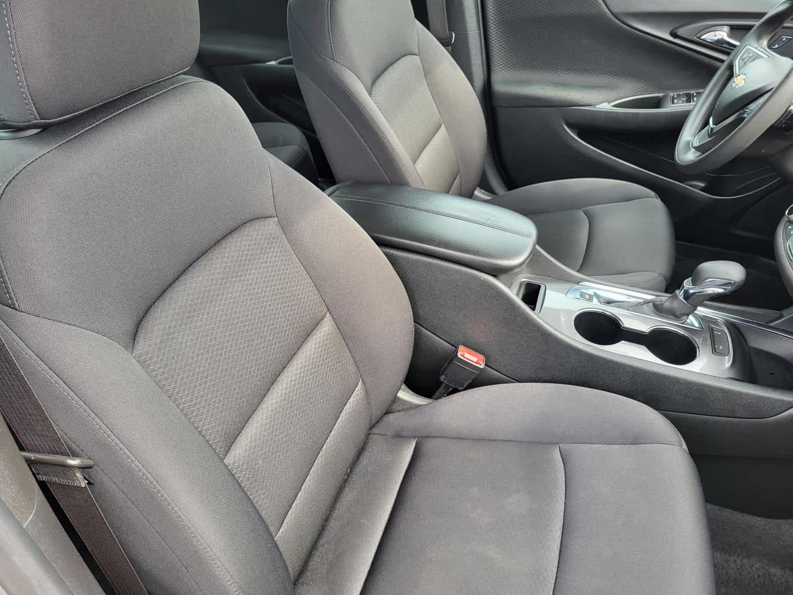 Used 2024 Sterling Gray Metallic Chevrolet LT image 10