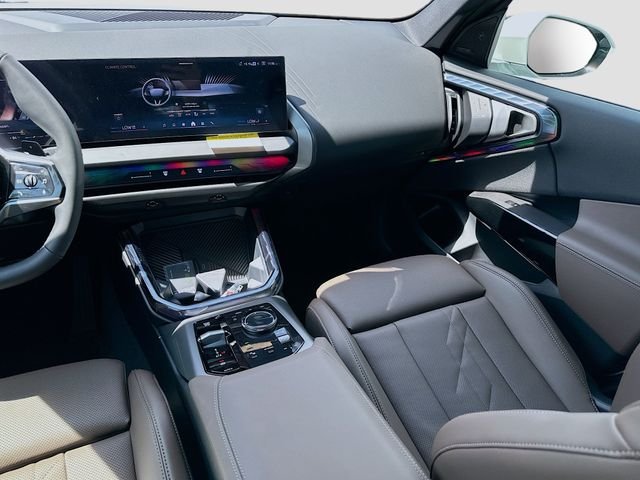 New 2026 White BMW 30 xDrive image 18