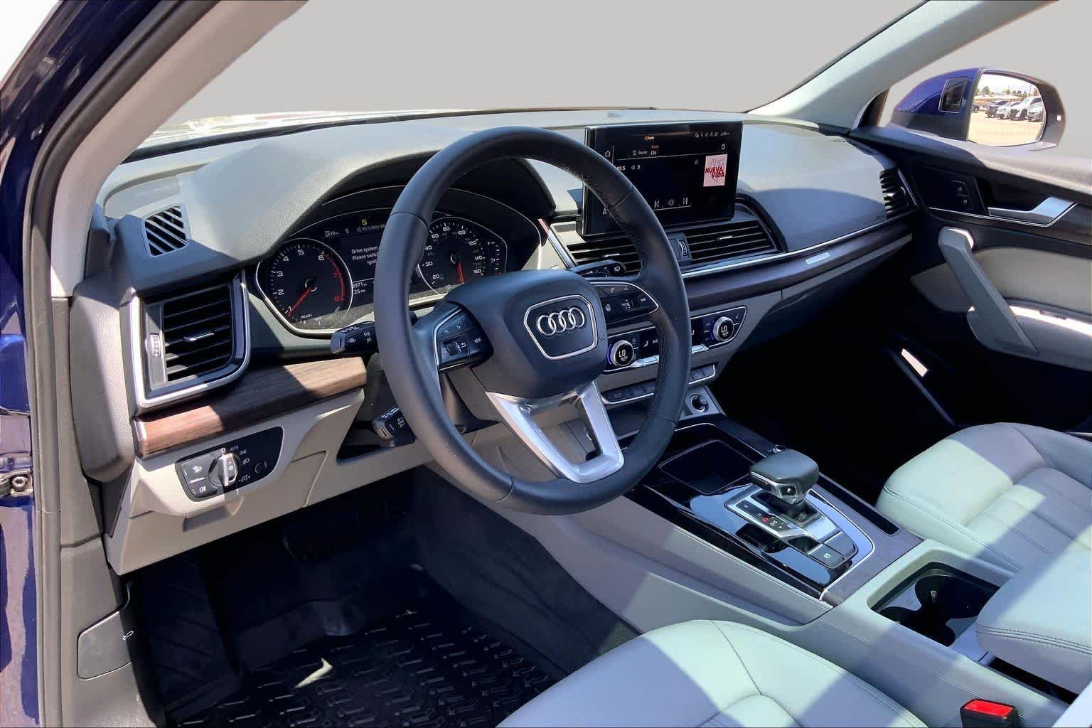 Used 2023 Navarra Blue Metallic Audi S line Premium image 18