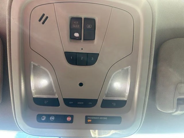 Used 2014 Black Chevrolet LT image 15