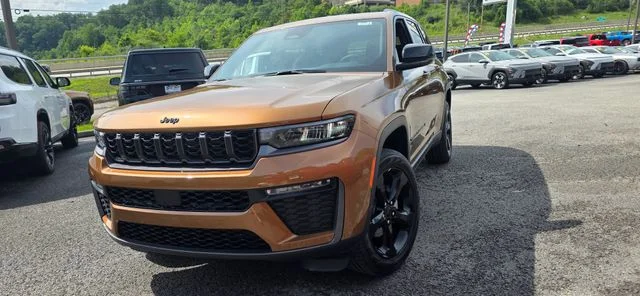 New 2026 Copper Shino Metallic Clear-Coat Exterior Paint Jeep Limited image 4