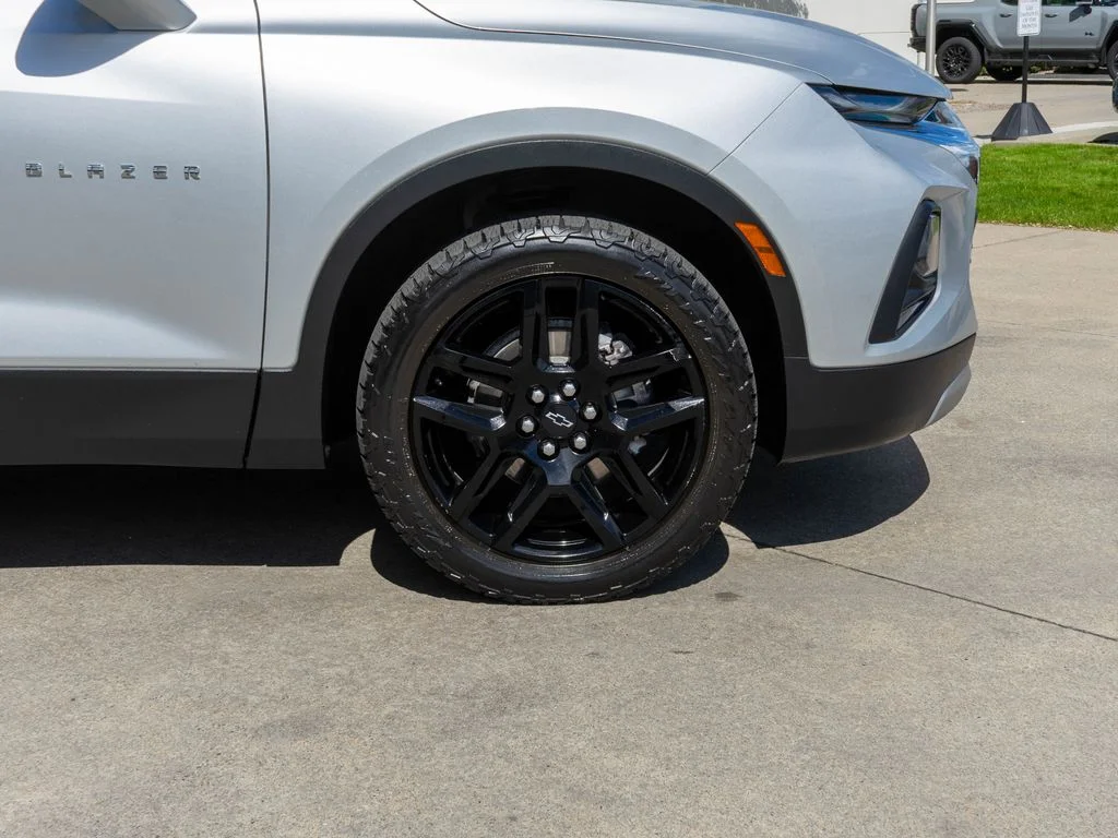 Used 2021 Silver Chevrolet LT image 32