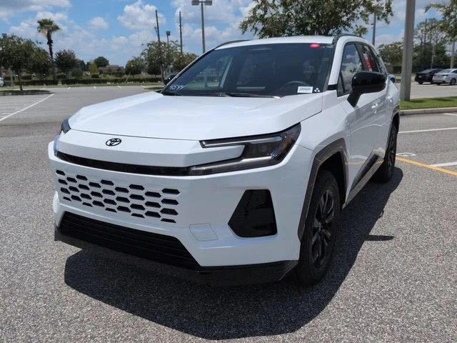 New 2026 Ice Cap Toyota SE image 8