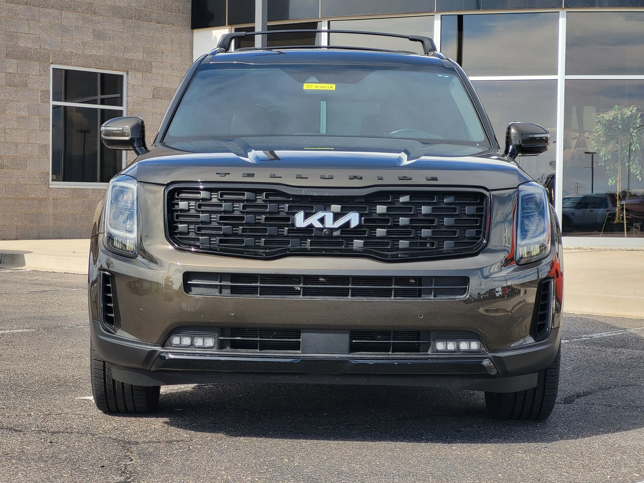 Used 2022 Dark Moss Kia SX image 3