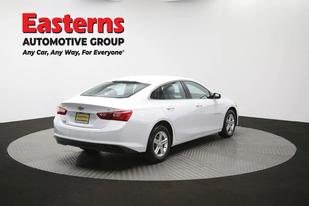 Used 2024 White Chevrolet LT image 40