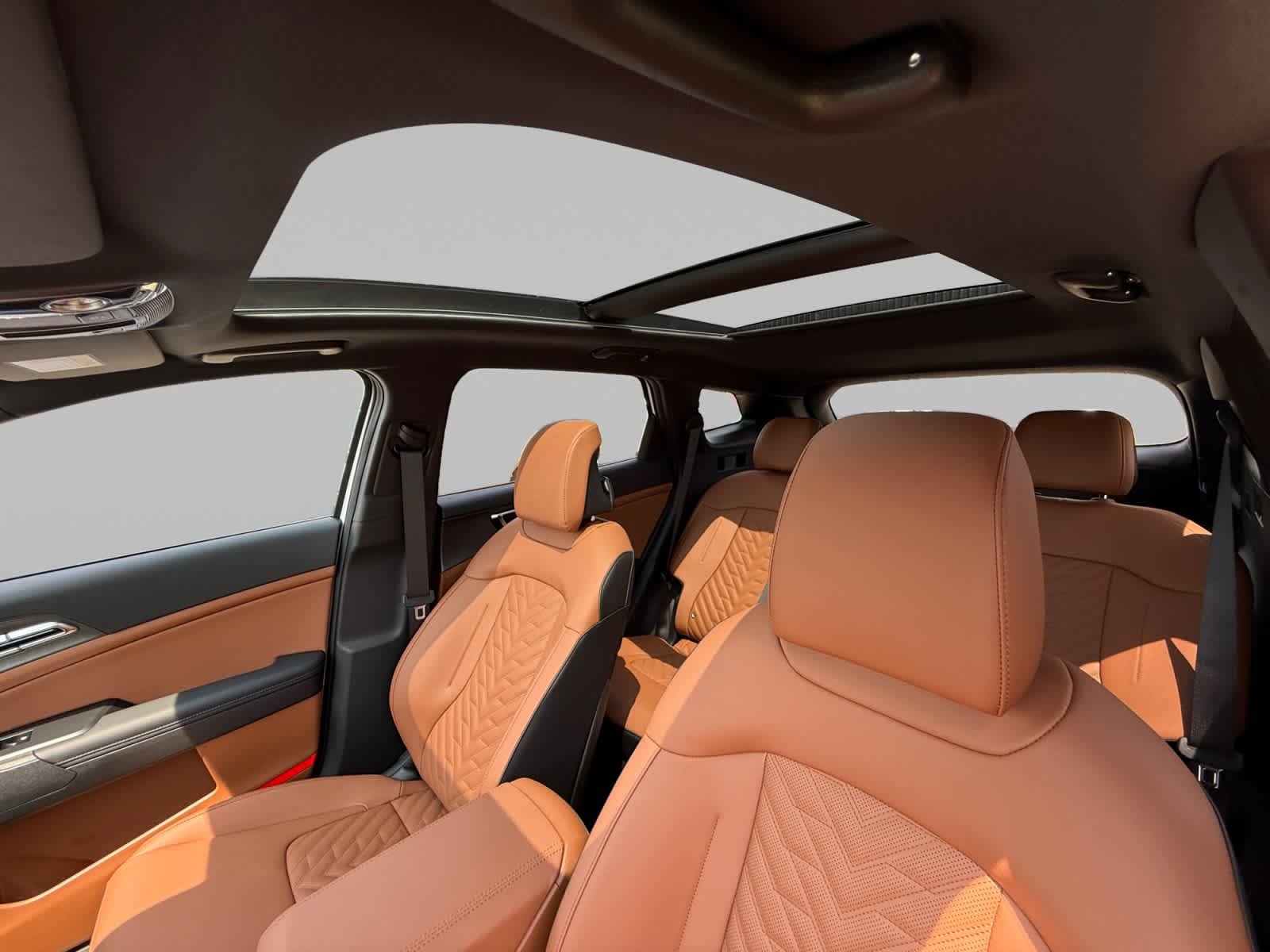 New 2027 Snow White Pearl Kia X-Line image 12